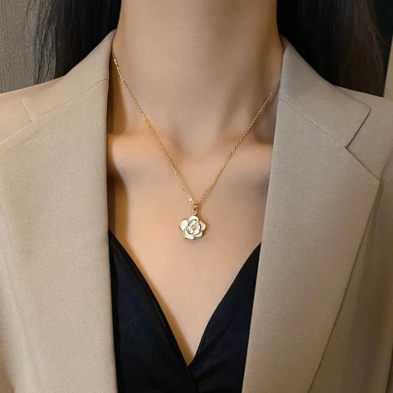 Delicate White Flower Necklace Earrings Ring Set