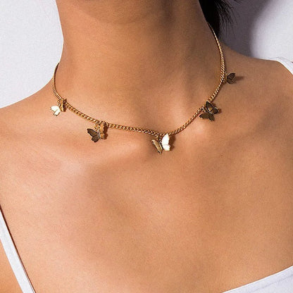 Delicate Floral Pendant Choker Necklace