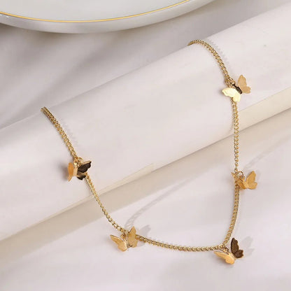 Delicate Floral Pendant Choker Necklace
