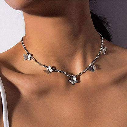 Delicate Floral Pendant Choker Necklace