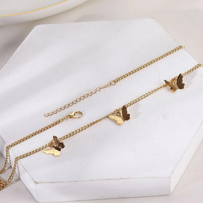 Delicate Floral Pendant Choker Necklace