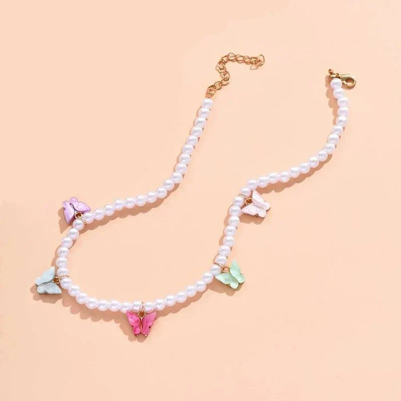 Delicate Pretty Butterfly Pendant Necklace