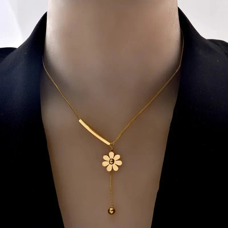 Delicate Flower Drop Chain Necklace - Fesara