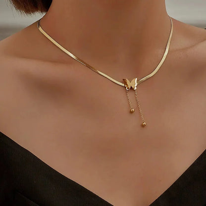 Delicate Floral Drop Pendant Necklace - Fesara