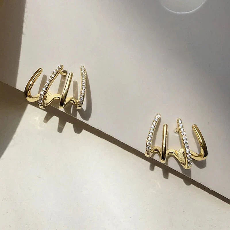 Sparkly Dainty Claw Hug Earrings - Fesara