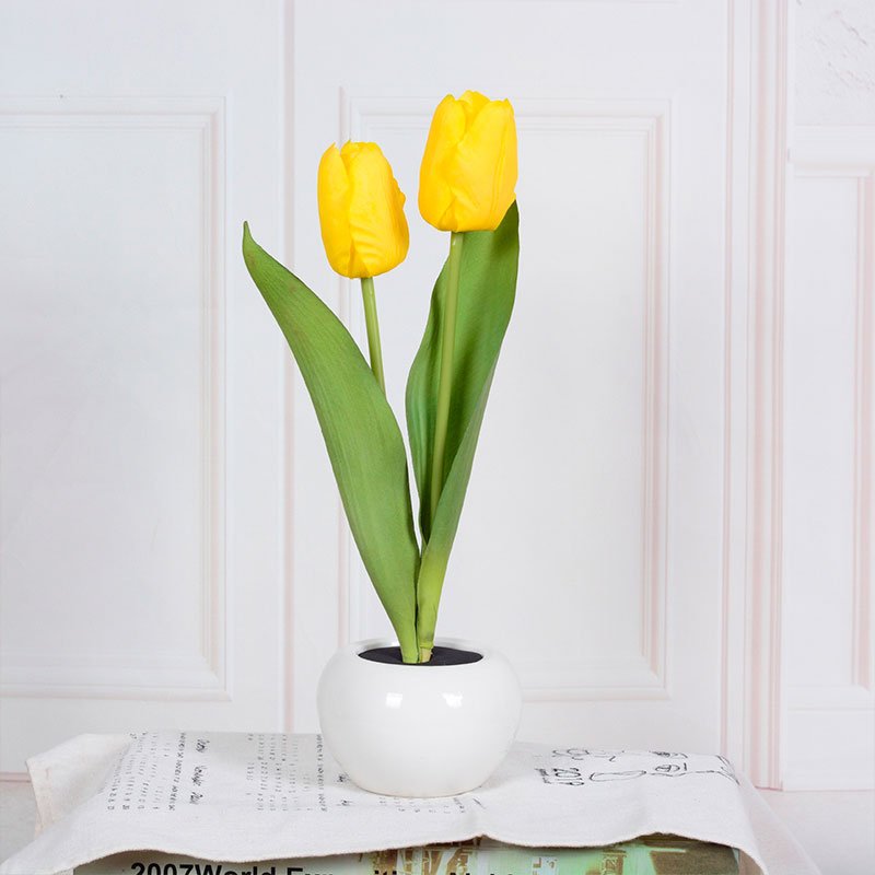 Stylish LED Floral Table Light