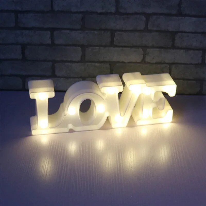 Lovely Heart Shaped Table Lamp