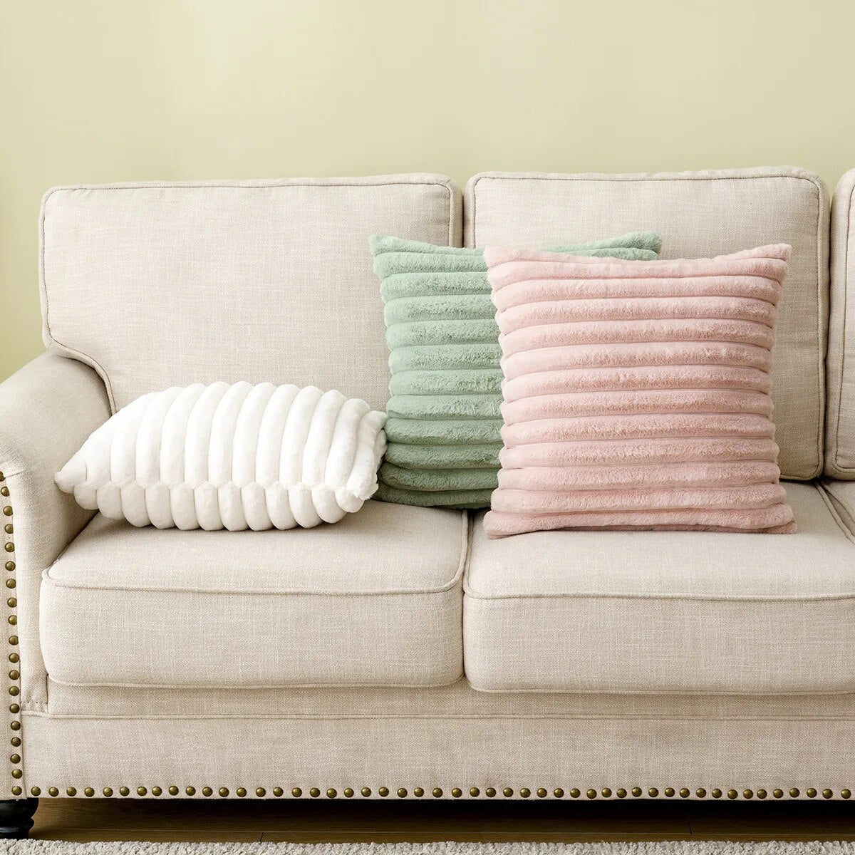 Soft Plush Pillowcases and Pillows Set