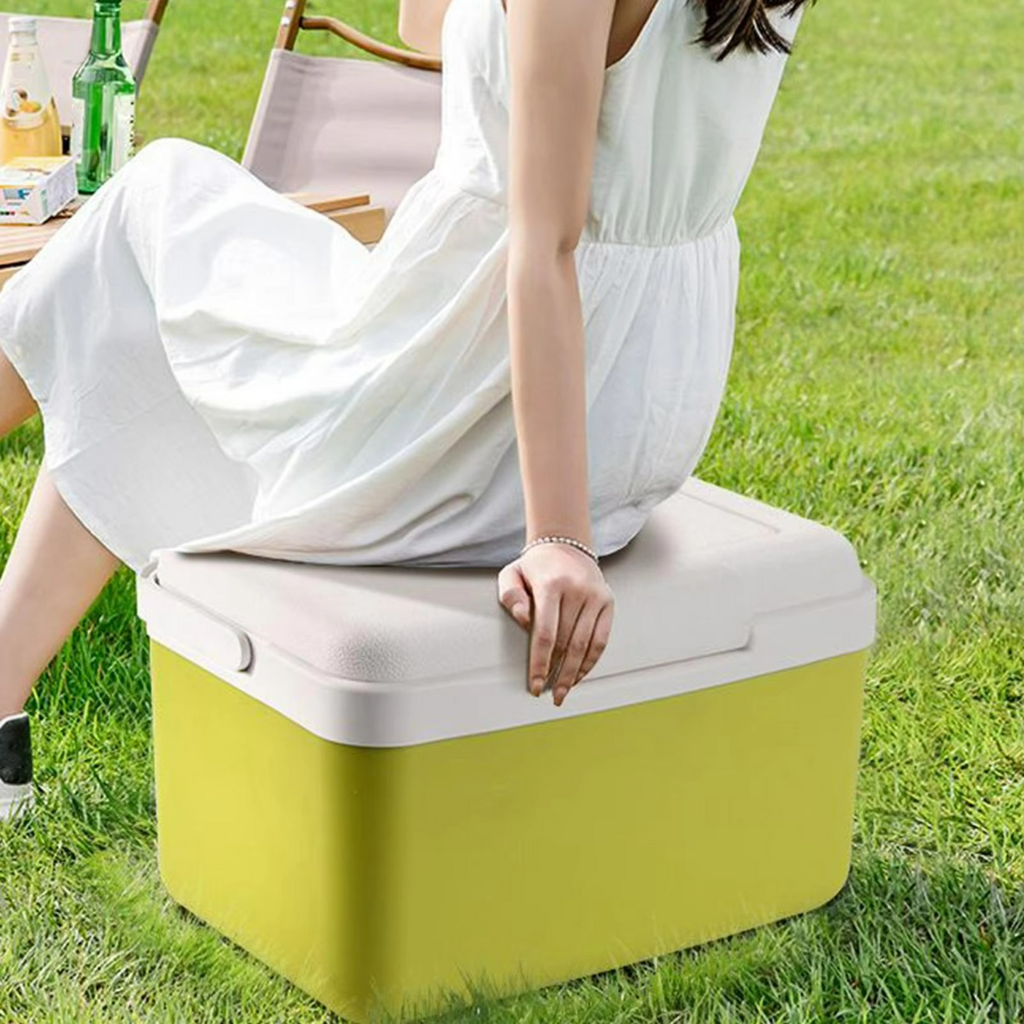 Portable Cooler Box For Picnic And Outdoor Use