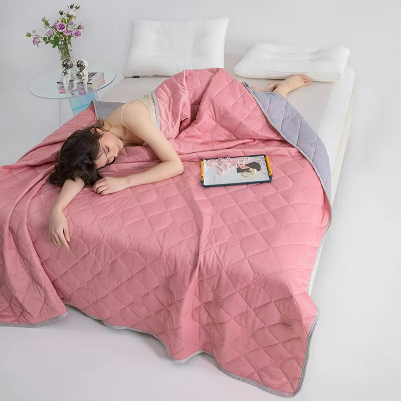 Breathable Cooling Summer Blanket