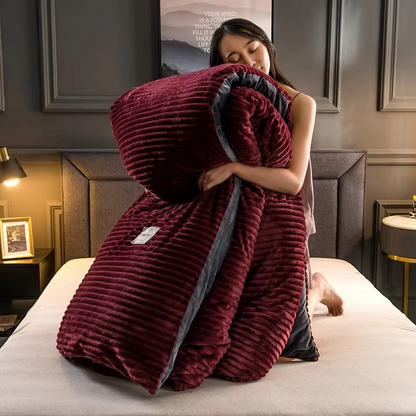 Plush Fleece Blanket for Warm and Comfy Bedding