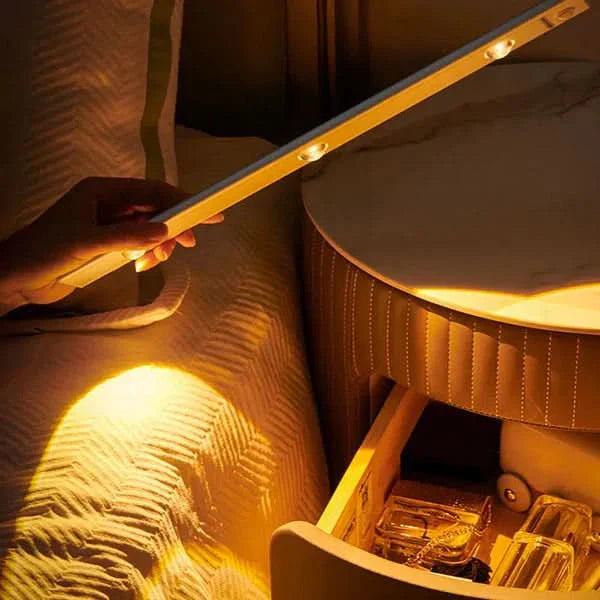 Smart LED Motion Sensor Wireless Night Light - Fesara