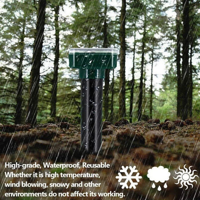 Outdoor Solar Pest Repeller for Yard and Garden