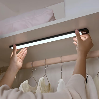 Fesara Smart LED Motion Lamp