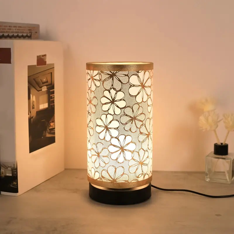 Rustic Farmhouse Desk Lamp with USB and Floral Shade - Fesara