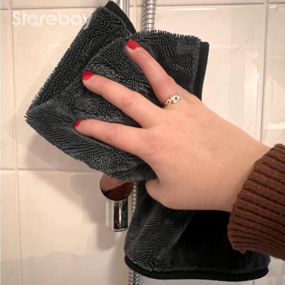 QuickDry Microfibre Cloth for Streak-Free Cleaning