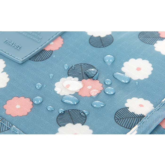 Waterproof Travel Toiletry Bag with Hook and Pouch