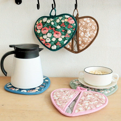 Heat Resistant Oven Mitts with Cute Heart Grip Pads