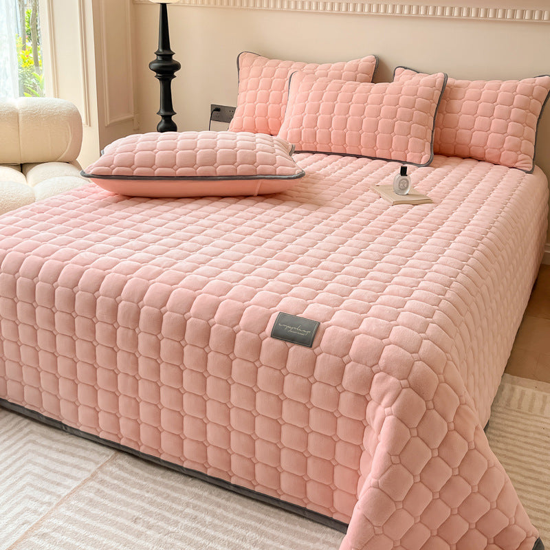 Cozy Plush Throw Blanket with Textured Pattern