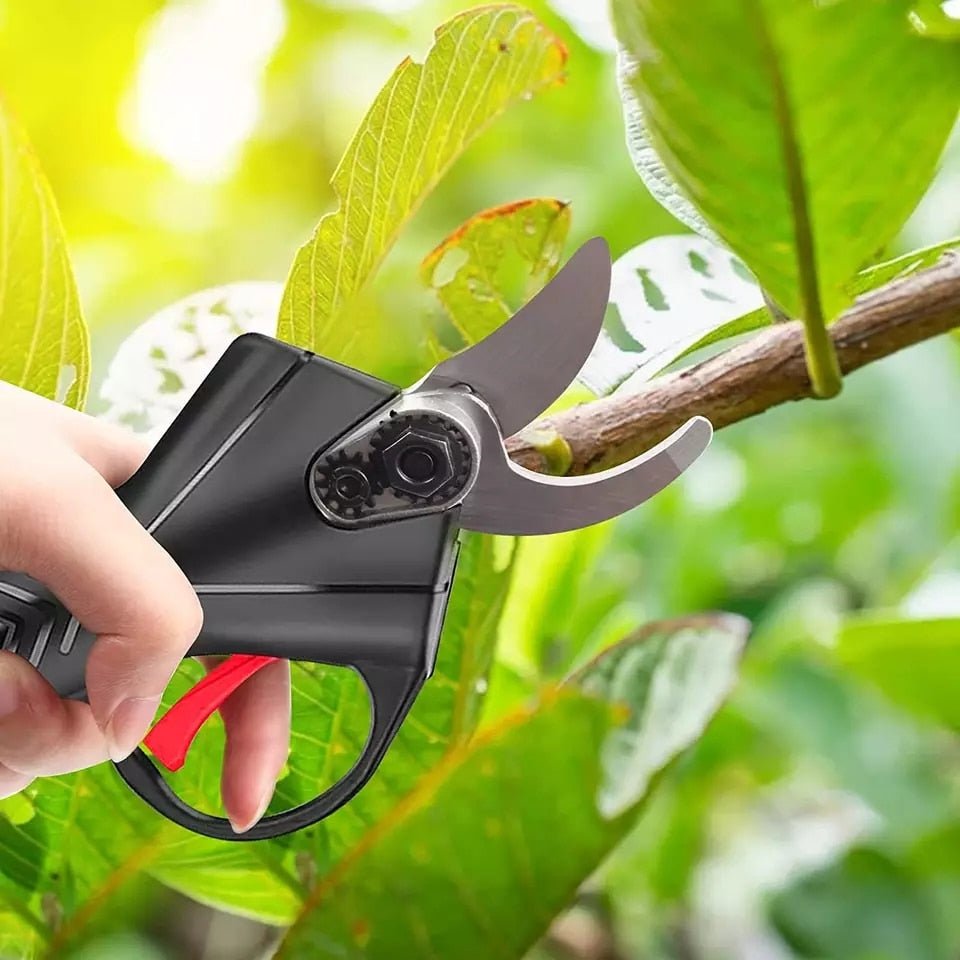 EasyCut Cordless Pruning Tool for Accurate Trimming