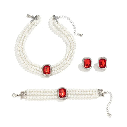 Luxurious Pearl and Diamond Jewelry Set