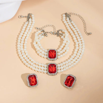 Luxurious Pearl and Diamond Jewelry Set