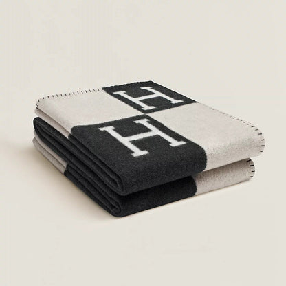 Soft Premium Wool Blanket for Cozy Home - Fesara