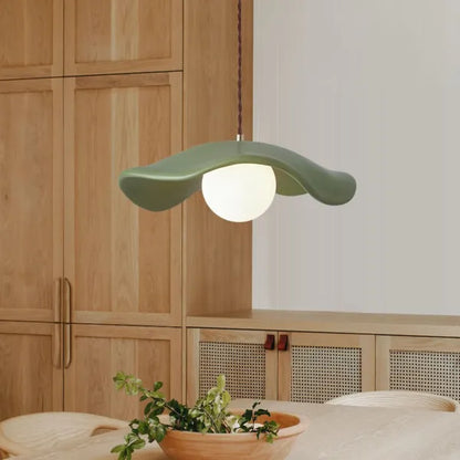 Elegant Natural Leaf Hanging Lamp