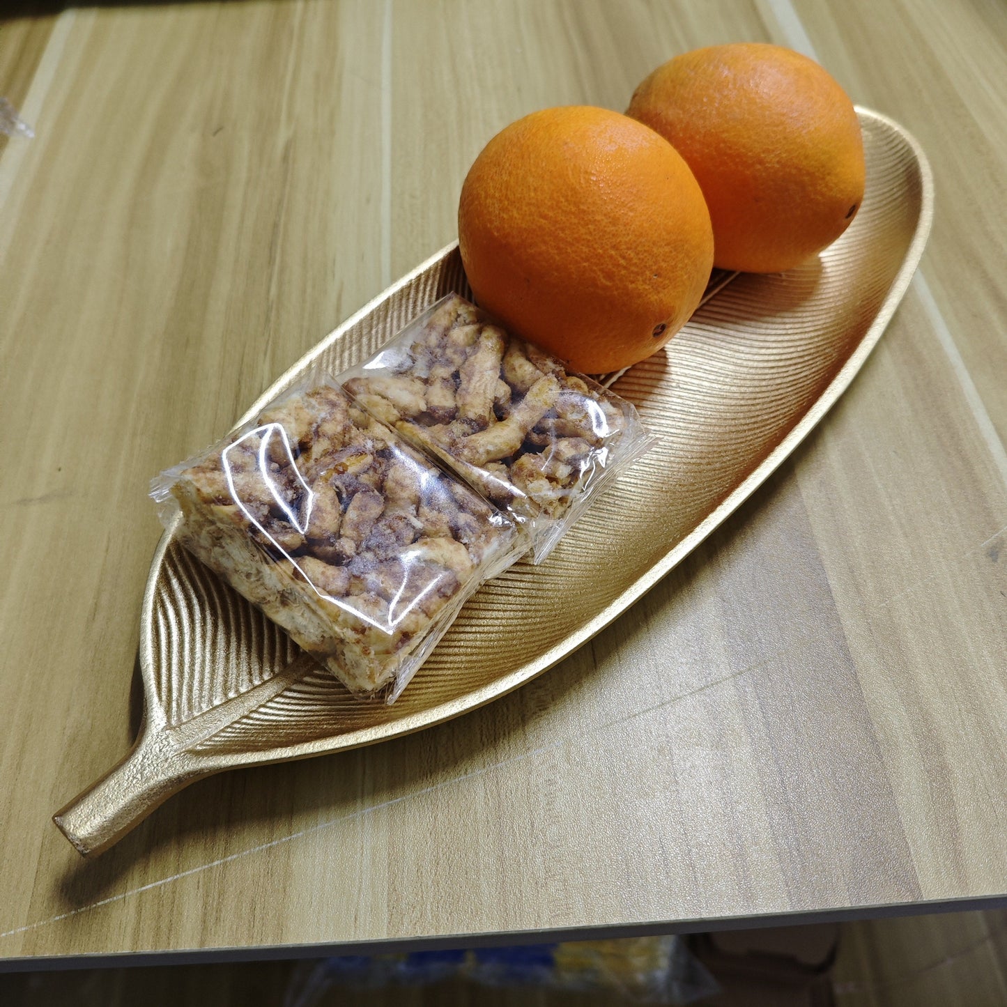 Natural Wooden Leaf Shaped Serving Tray