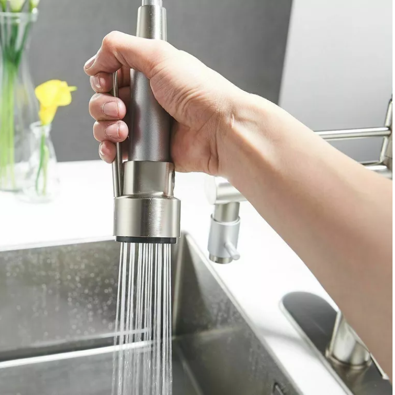 Modern 360° Rotating Kitchen Faucet with Pull Down Sprayer