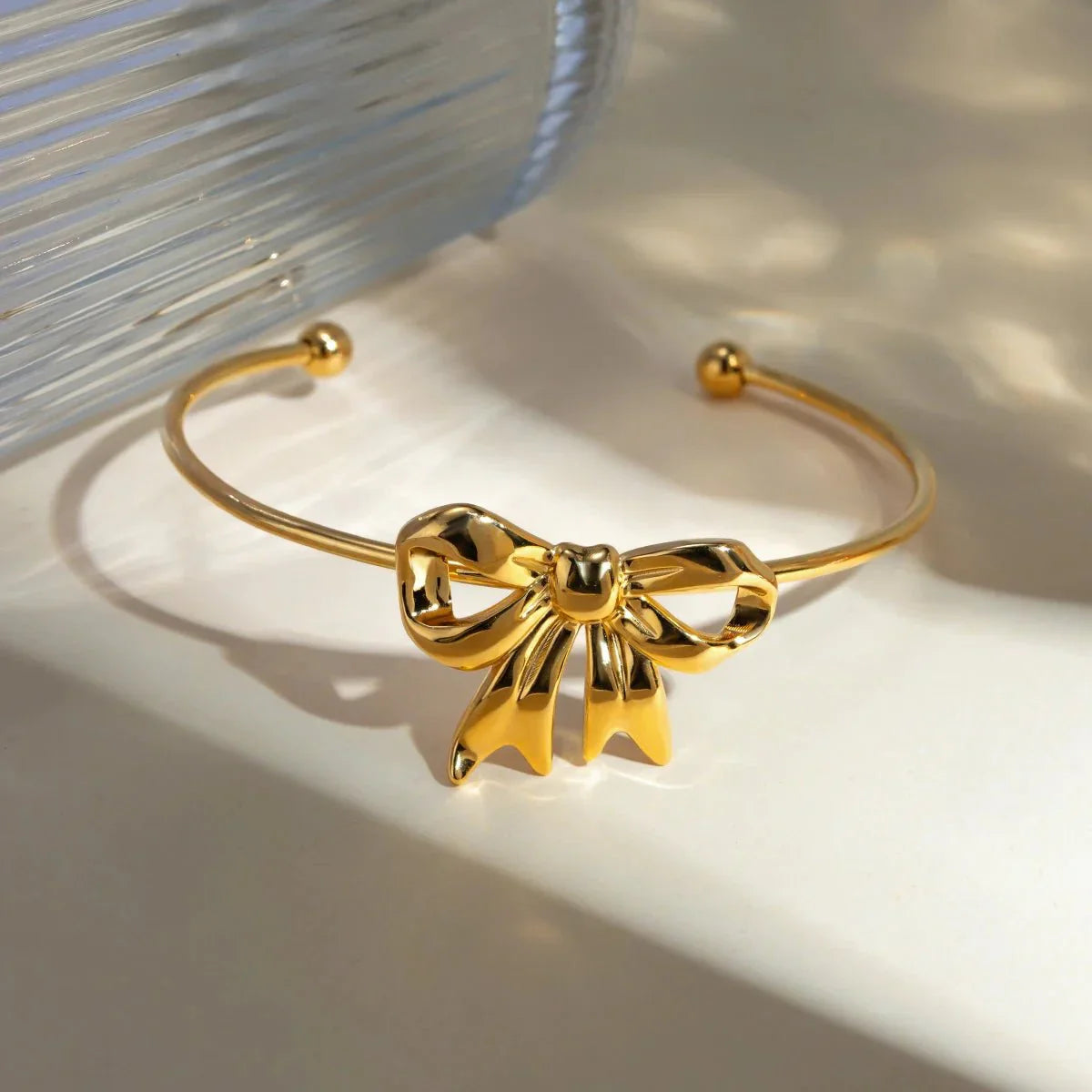 Elegant Women's Bow Cuff Bangle