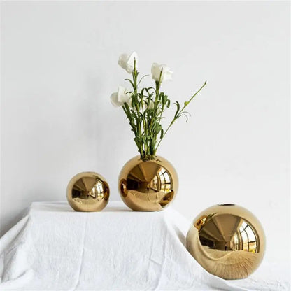 Luxury Gold Ornamental Vase