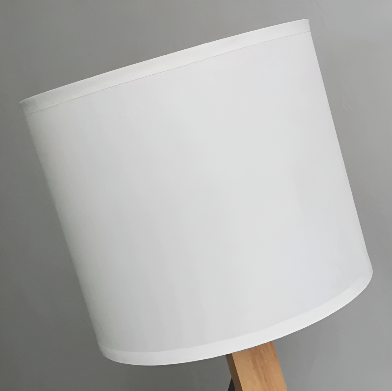 Adjustable Wooden Table Lamp