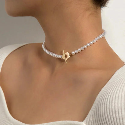 Delicate Blossom Pendant Chain Necklace