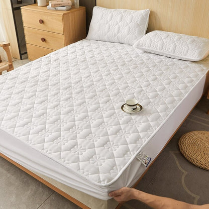 Soft Mattress Protector and Pillowcase Set - Fesara