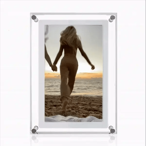 Personalized Digital Picture Frame