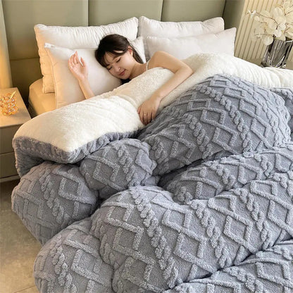 Soft Plush Winter Duvet Cover - Warm Fleece Bedding Set