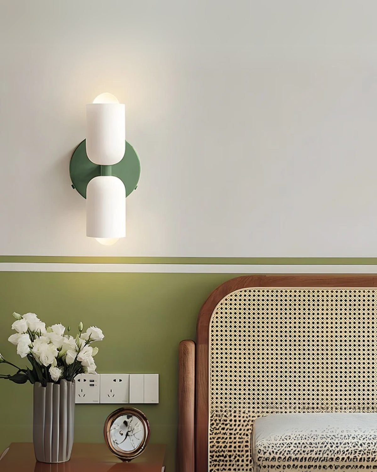 Stylish Wall Lamp with Starry Night Effect