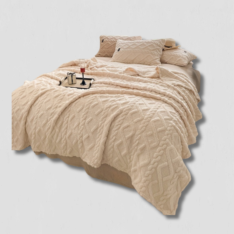 Lightweight Breathable Bed Cover for All Seasons - Fesara