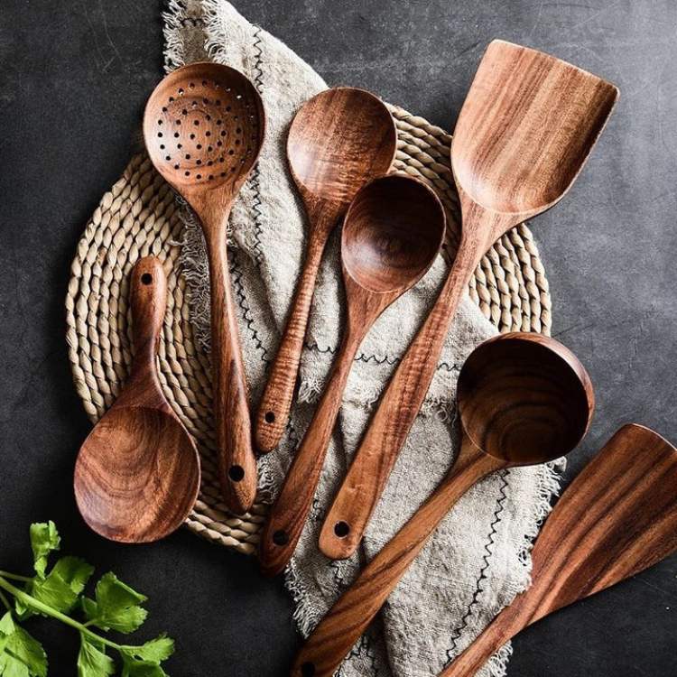 Natural Wood Kitchen Utensil Set - Fesara