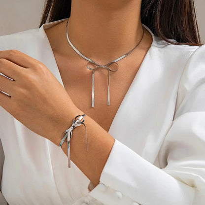 Elegant Chain Bow Necklace and Bangle Set