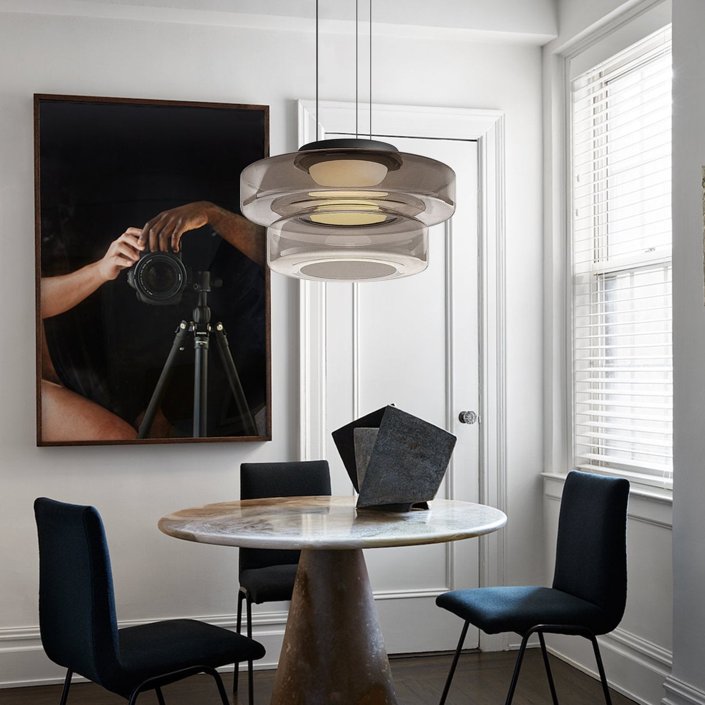 Stylish Glass Pendant Light in Retro Design
