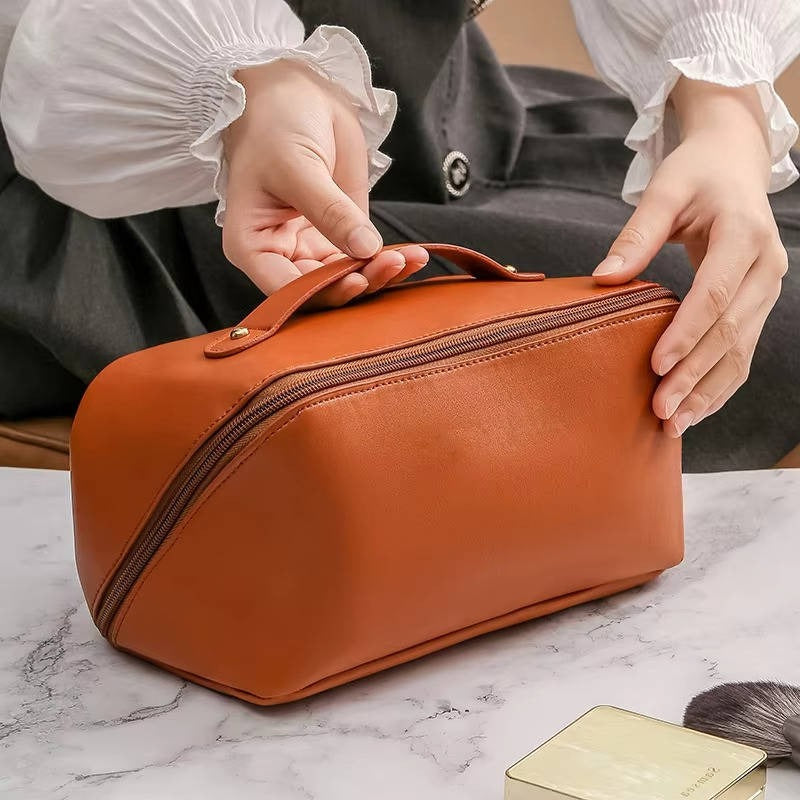 Stylish Makeup Travel Bag - Fesara