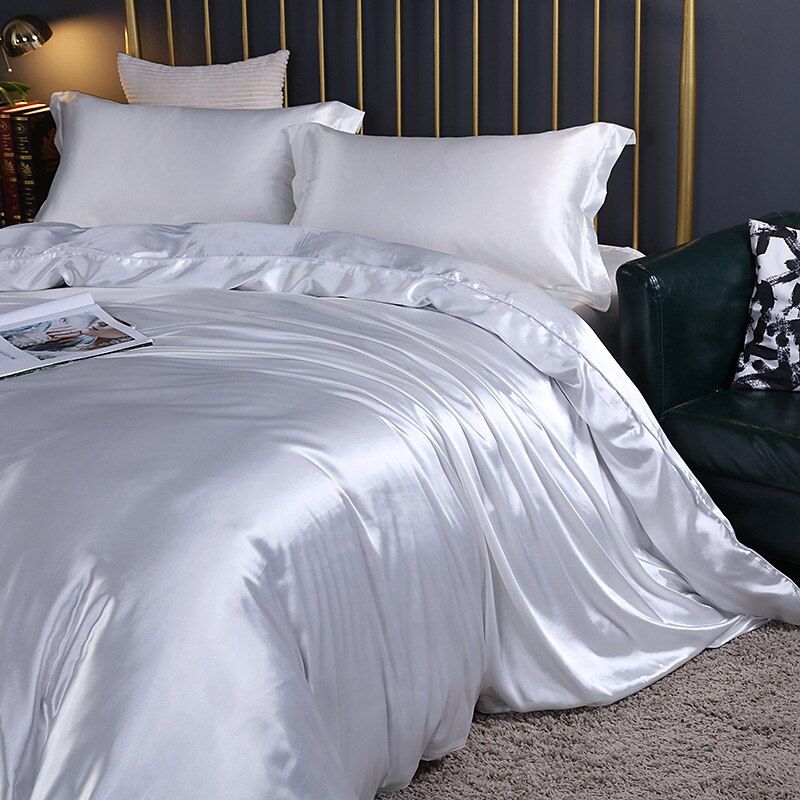 Soft Satin Bedding Set for Deep Sleep - Fesara