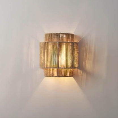 Bright Contemporary Wall Light - Fesara