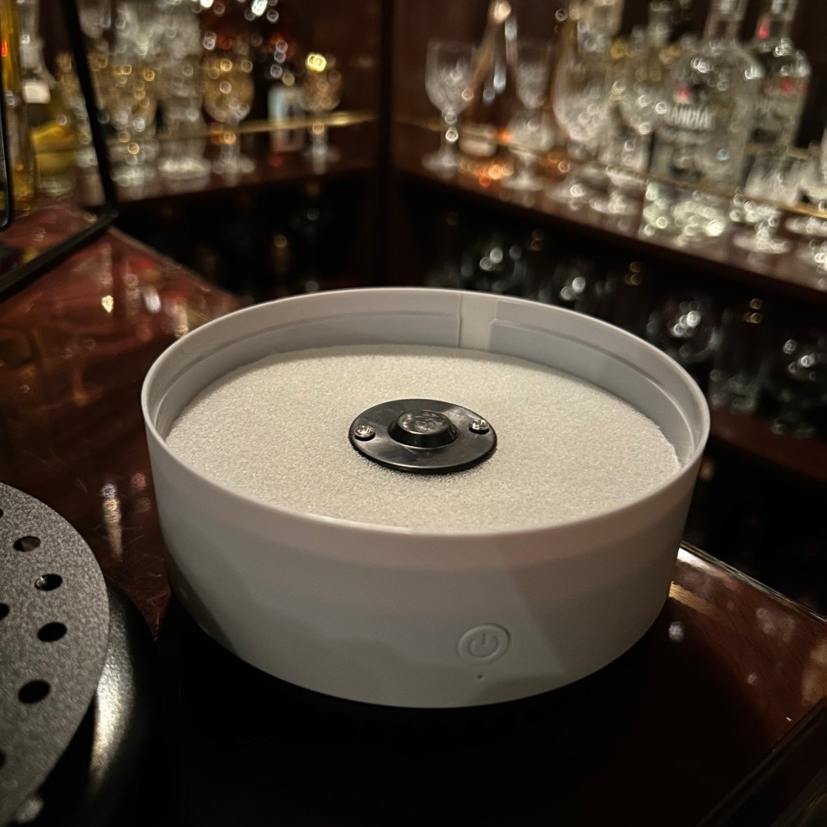 Odor Free Smokeless Ashtray Solution