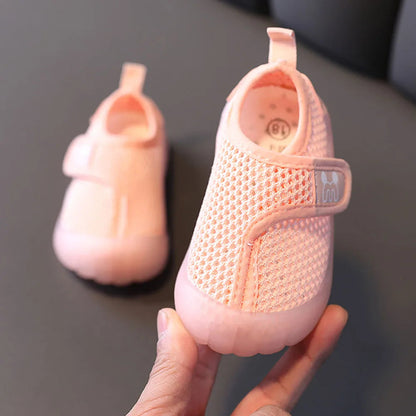 Kids Comfy Slip Resistant Sneakers