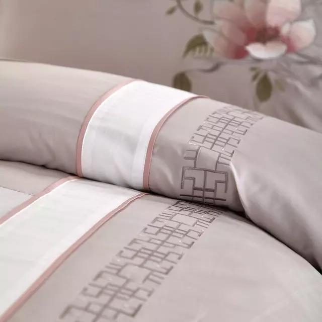 Plush Pink Egyptian Cotton Bed Sheet Set