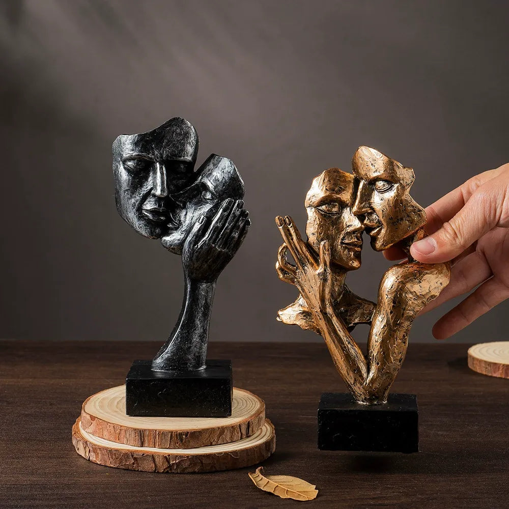Modern Love Figurine Decorative Couple Statue - Fesara