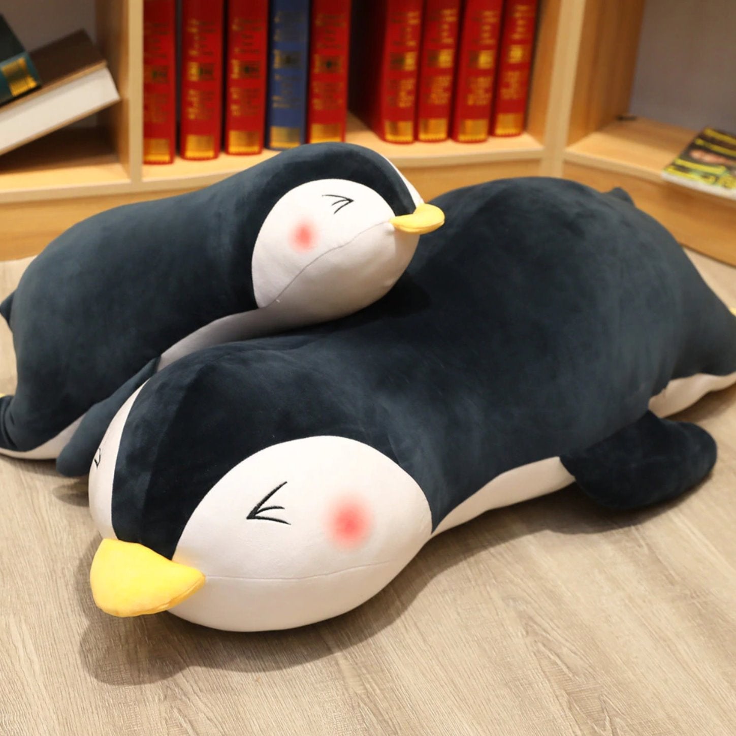 Funny Penguin Friend Figurines - Fesara